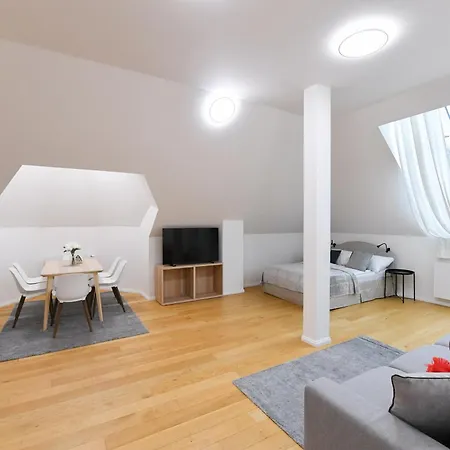 Апартаменты Luxury Modern With View