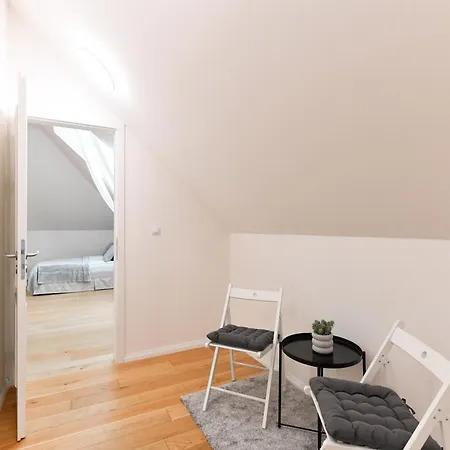 Апартаменты Luxury Modern With View