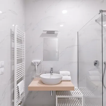 Luxury Modern With View Апартаменты