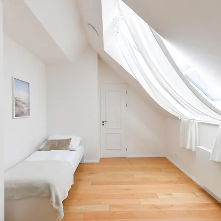 Luxury Modern With View Апартаменты Прага