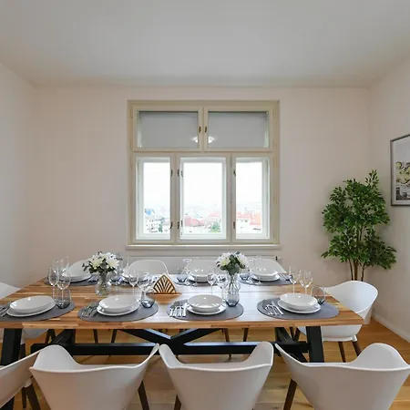 Luxury Modern With View * Прага