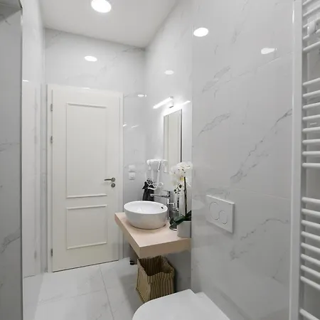 Luxury Modern With View * Прага