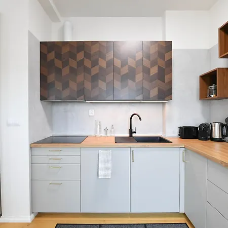 Luxury Modern With View Апартаменты *