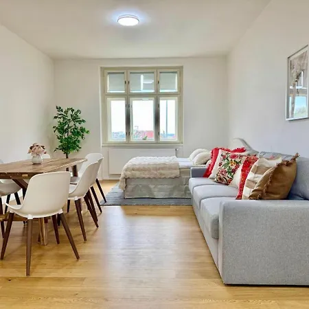 Luxury Modern With View Апартаменты