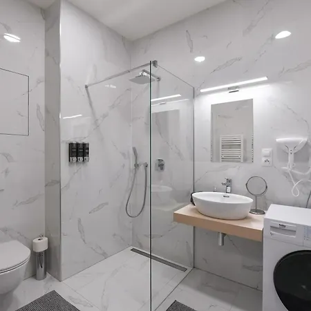 Luxury Modern With View Прага