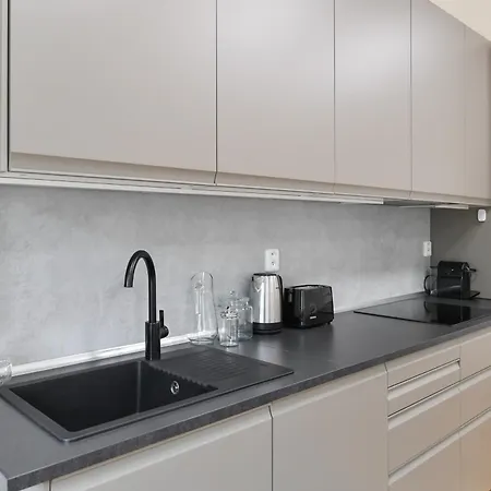 Апартаменты Luxury Modern With View *