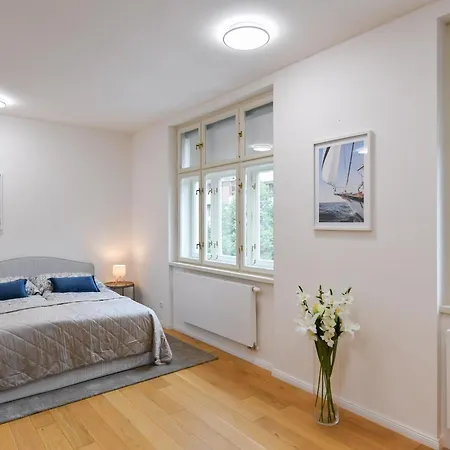 Апартаменты Luxury Modern With View Прага