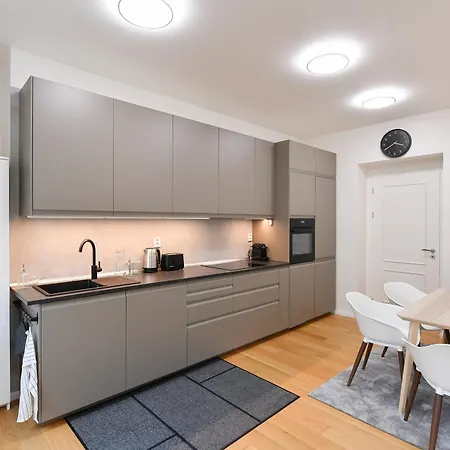 Апартаменты Luxury Modern With View *